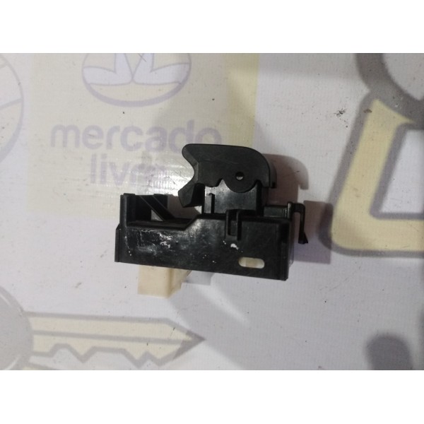 Botão Vidro Elétrico Traseiro Toyota Corolla 2012 Á 2014