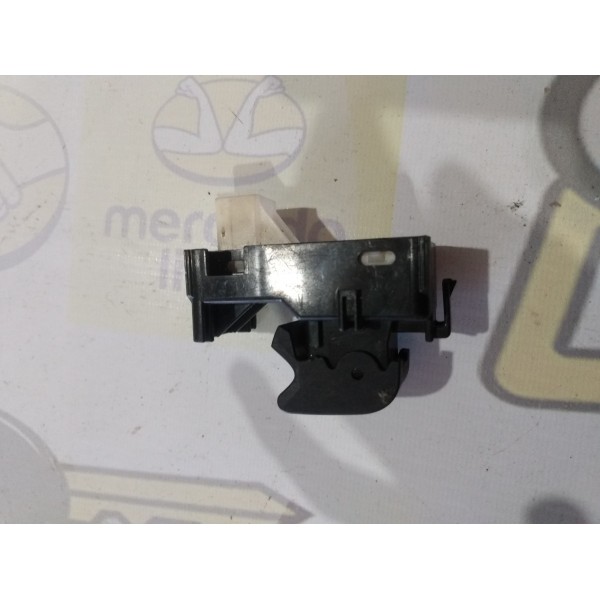 Botão Vidro Elétrico Traseiro Toyota Corolla 2012 Á 2014