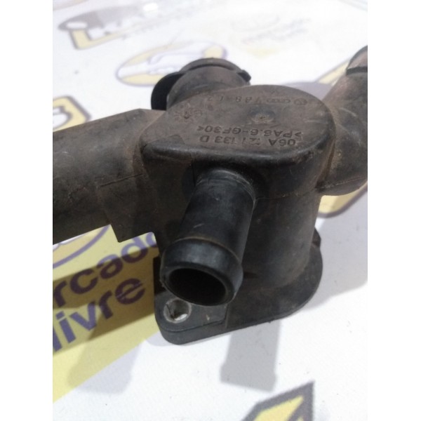 Flange Saida Água Motor Audi 06a 121 133 D Oem