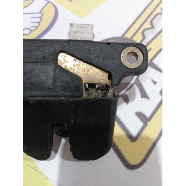 Fechadura Da Tampa Traseira Ald A3 1997 A 2005