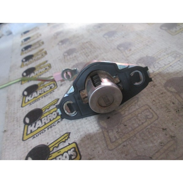 Cilindro De Chave Do Porta-malas Toyota Fielder