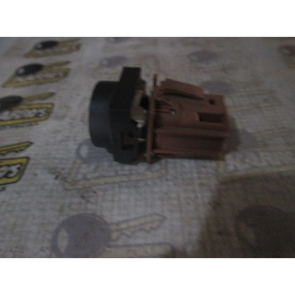 Interruptor Trava Das Portas Xsara Picasso 2010