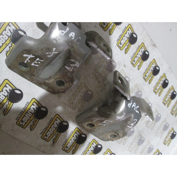 Par De Dobradiça Porta T.e Jac J3 2012