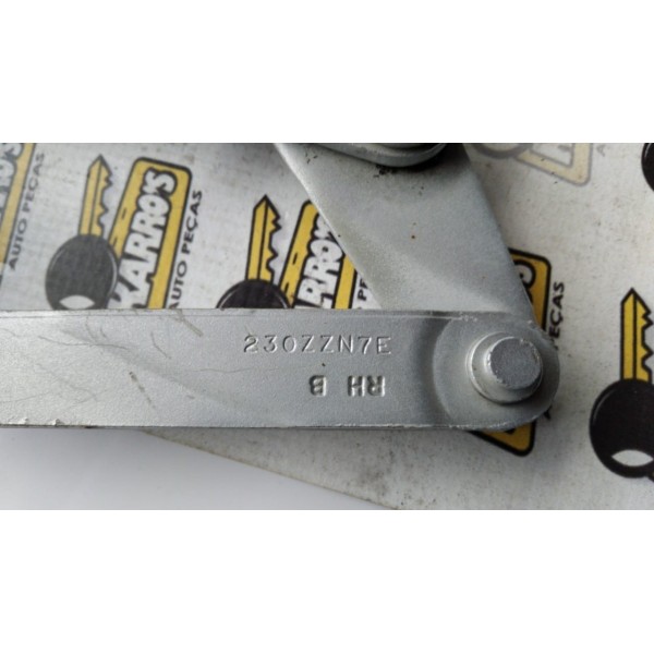 Dobradiça Do Capô Dianteira Direita Range Rover Sport 2009