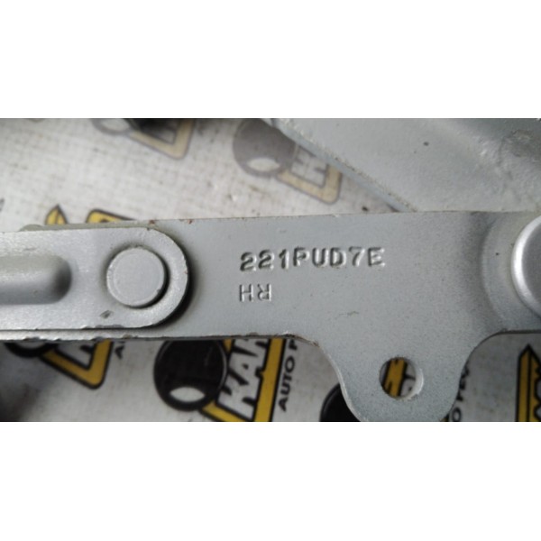 Dobradiça Do Capô Dianteira Direita Range Rover Sport 2009