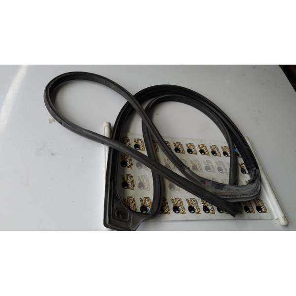 Borracha Da Porta Traseira Esquerda Gm Onix Prisma