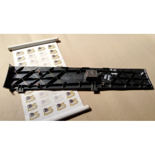 Acabamento Painel Traz Range Rover Sport