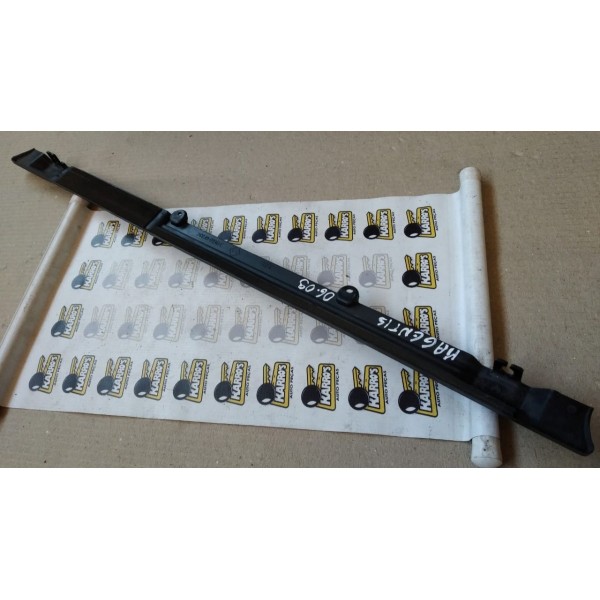 Moldura Superior Do Eletroventilador Magentis 2.0 16v 06/09