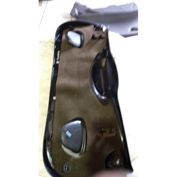 Acabamento Da Tampa Traseira Focus 2001 A 2007 Hatch.