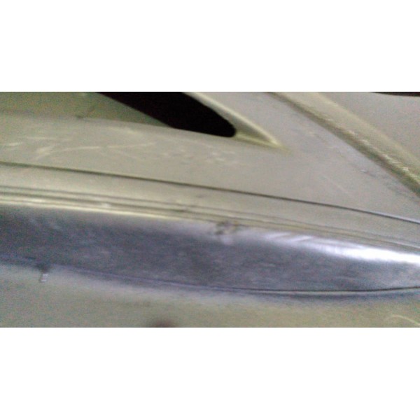 Forro Lateral Traseira Esquerda C4 Vtr Com Detalhe Brilhante