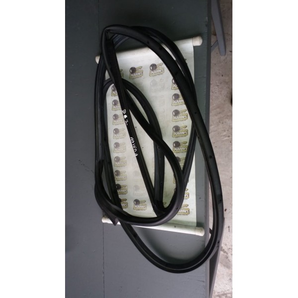 Guarnição Borracha Da Porta Traseira Le Fusion 07 A 12