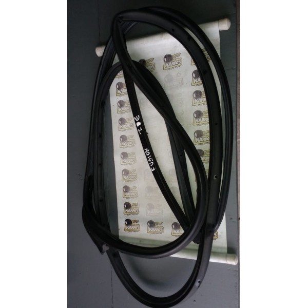 Guarnição Borracha Da Porta Traseira Le Fusion 07 A 12