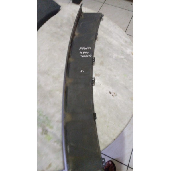 Moldura Para-choque Traseiro Megane Sedan Com Detalhes