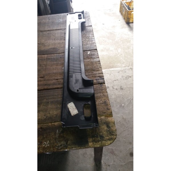 Acabamento Interno Do Porta Malas Nissan Versa 799223ba0a