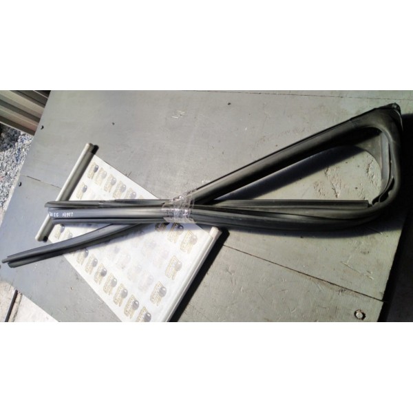 Canaleta Vidro Dianteiro Direito Logan 2015