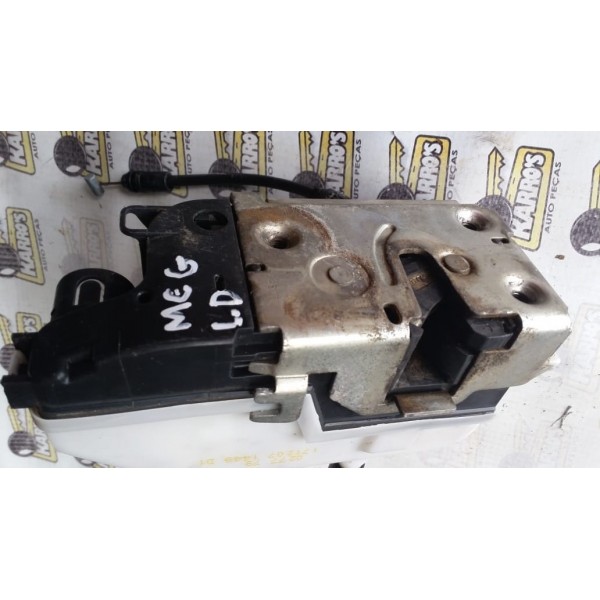 Fechadura Da Porta Dianteira Direita Megane 04 A 12