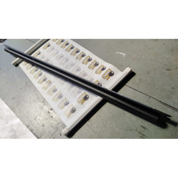 Pestana Externa Traseira Esquerda Nissan March