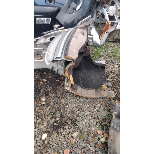 Caixa De Roda Dianteira Direita Peugeot 206 2001 A 2010