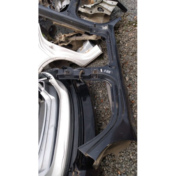 Caixa Ar Soleira Esquerda Coluna  Scenic 99 A 2009