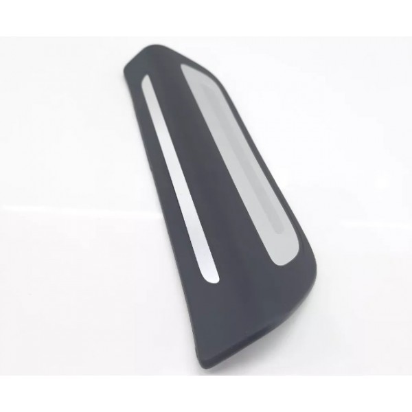 Soleira Acabamento Friso Entrada Porta Esquerda Audi Q3 2016