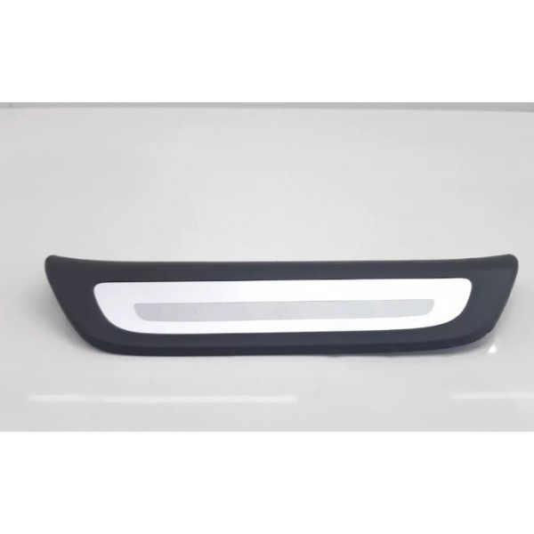 Soleira Acabamento Friso Entrada Porta Esquerda Audi Q3 2016