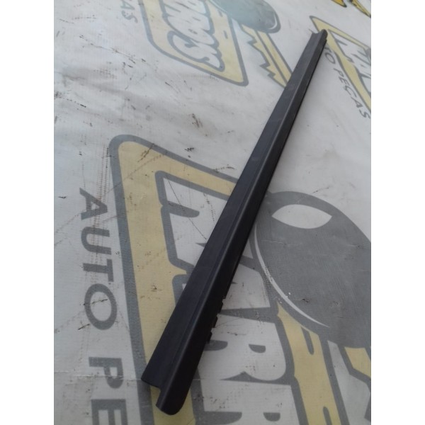 Pestana Externa Tra Esquerda Toyota Etios Sedan 2012