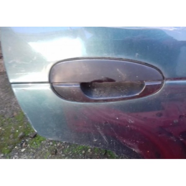 Maçaneta Da Porta Traseira Direita Sephia Ano 95