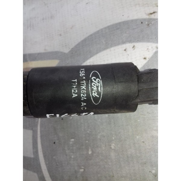 Bombinha Reservatório Água Para-brisa Fiesta 96 A 02