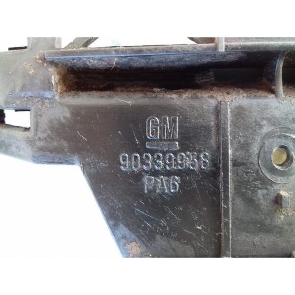 Suporte Para-choque Traseiro Direito Omega 93 A 98