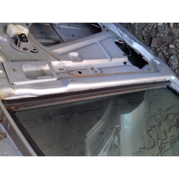 Pestana Interna Porta Tras Esq Picasso 2001 A 2012