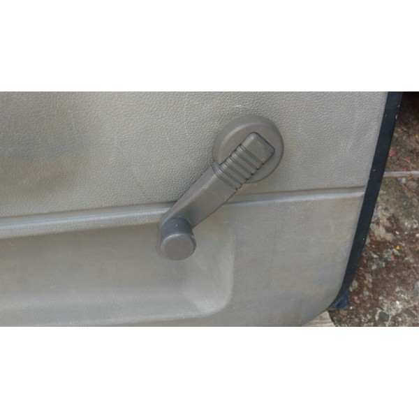 Maçaneta De Vidro Porta Traseira Esquerda Clio 1997