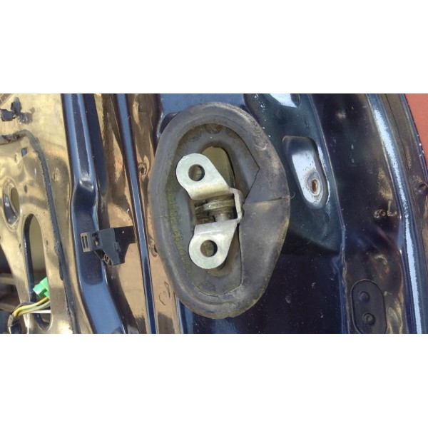 Limitador De Porta Dianteira Esq Mondeo 1998 A 2001