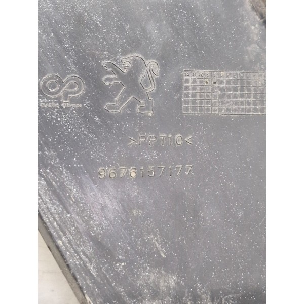 Moldura Farol Milha Auxiliar Esquerdo Peugeot 308 2012/2018  Preto