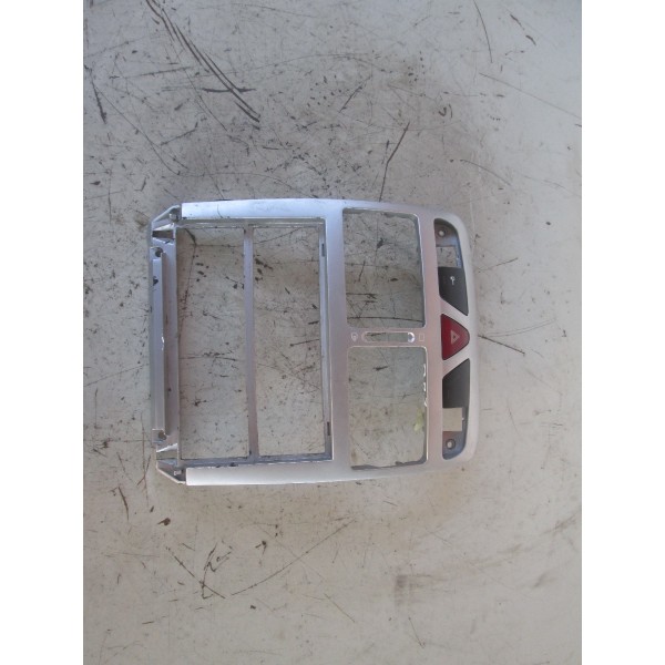 Moldura Painel Botao Alerta Trava Peugeot 307 2.0