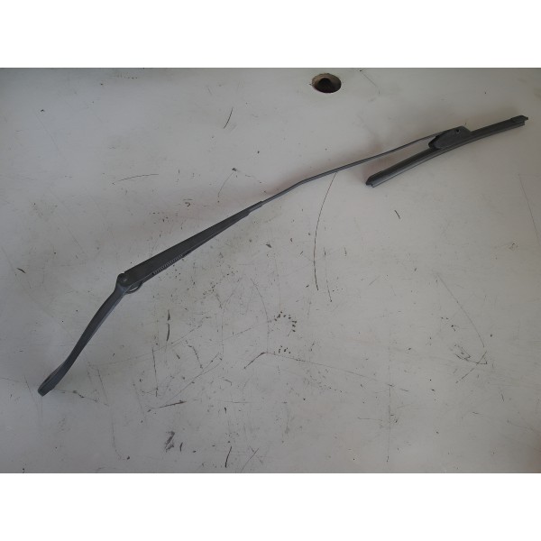 Braço Limpador Dianteiro Megane 2010 Lado Direito  Direito