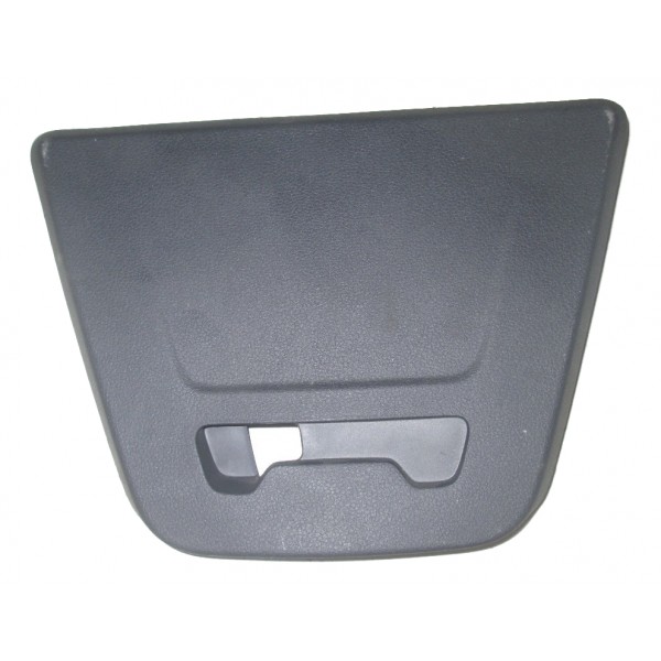 Revestimento Tampa Tras Voyage 13/17 5u5867601b