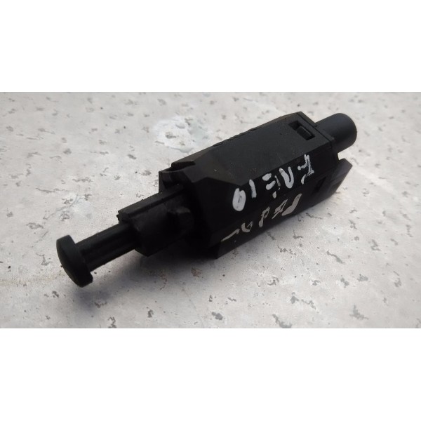 Krros - Interruptor Luz Freio Golf 1.6 Sr 1999 2001