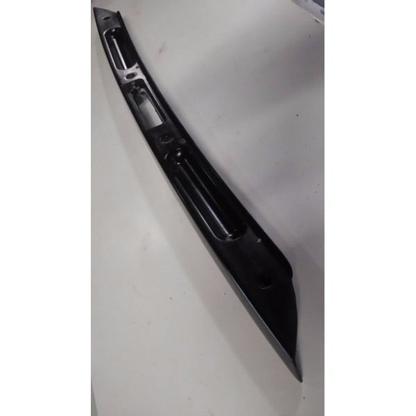 Moldura Friso Tampa Traseira Fiesta Hatch 03 A 12