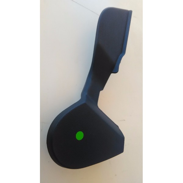 Krros - Acabamento Esquerdo Banco Focus 09/13