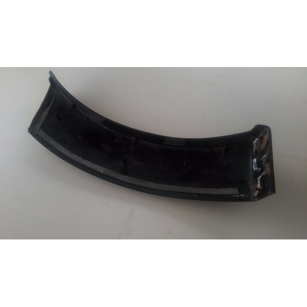 Moldura Traseira Esquerda Saveiro 2012/16 5u7809921e