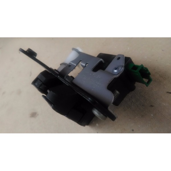 Krros - Fechadura Direita Tampa Traseira Discovery 4