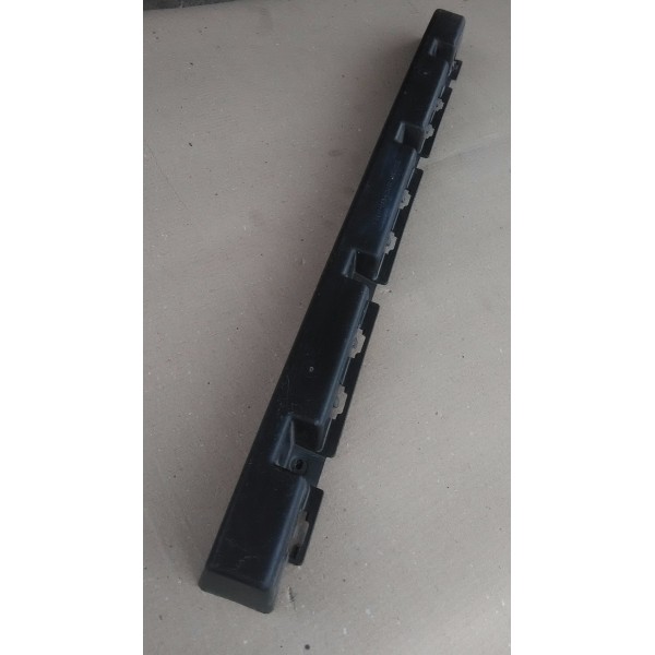 Guia Central Parachoque Traseiro Malibu 25925949