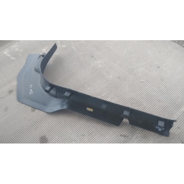 Acabamento Coluna Porta Esquerdo Onix 2015