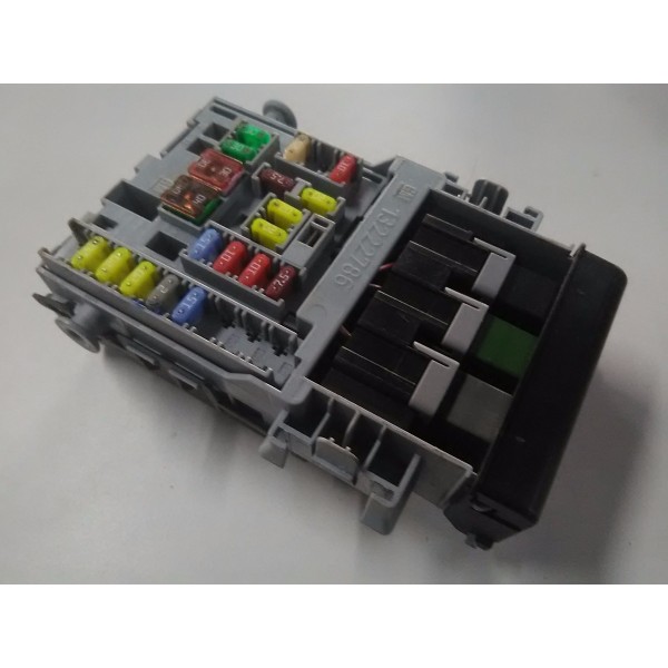 Caixa Fusiveis Cruze Automatico 13222786