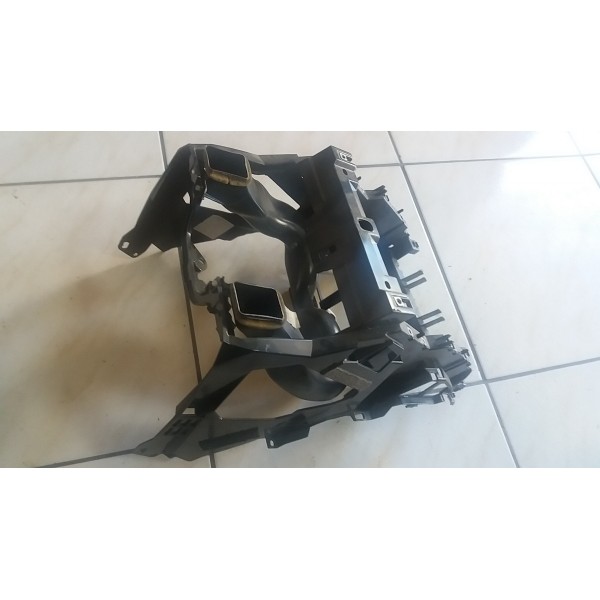 Painel Central Estrutura Discovery 4 2011