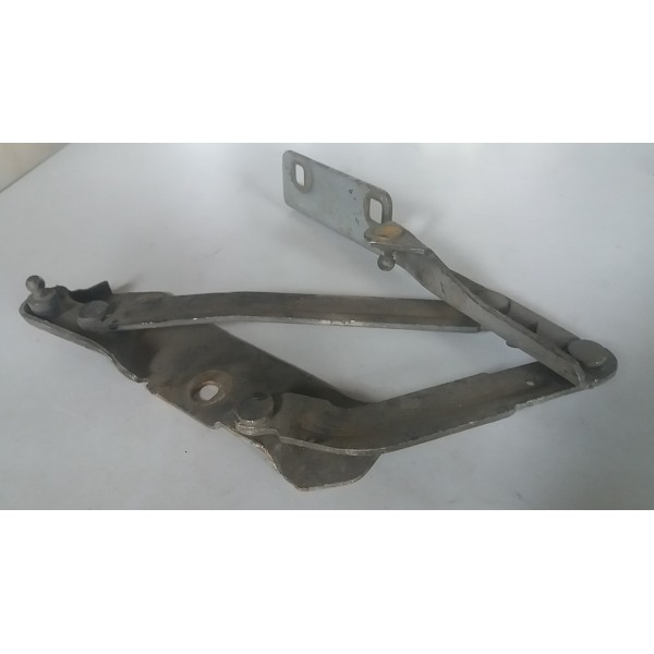 Dobradiça Direita Capô Vectra 97 A 2005