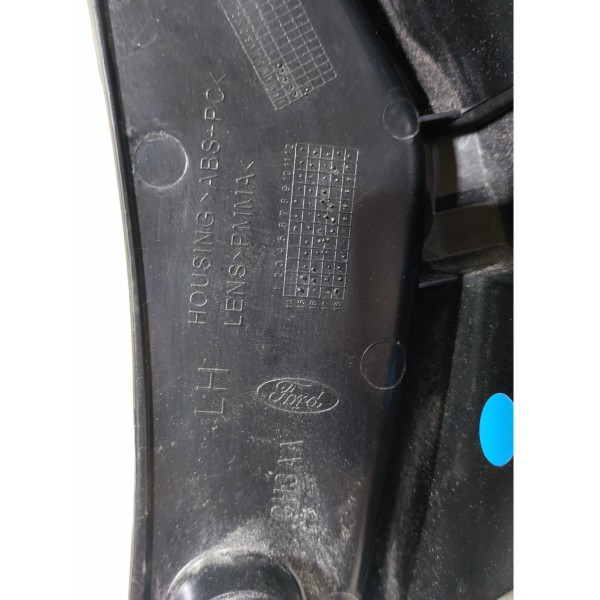 Lanterna Traseira Ford Ka 2015 A 2018 Lado Esquerdo Original Esquerdo/motorista Vermelho