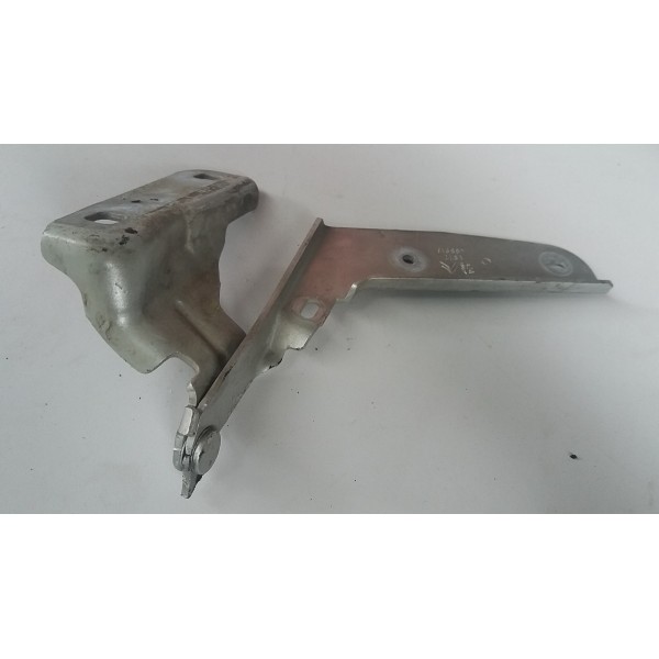 Dobradica Capo Dianteira Direita C4 2011 09 13