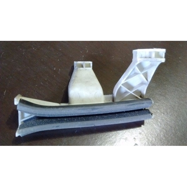 Guia Canaleta Vidro Porta Traseira Direita C3 05/10