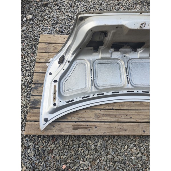 Tampa Traseira Ford Mondeo Sedan 97/01 Branco